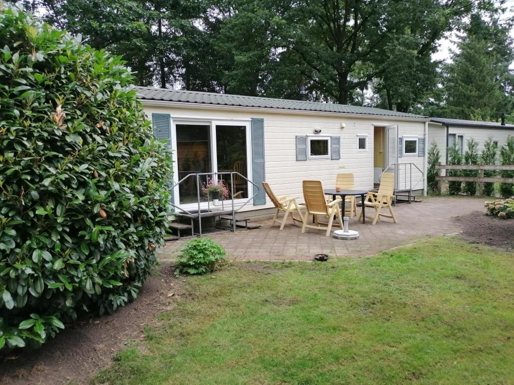 Chalet 4-6 Personen Epe F15 Van Alle Gemakken Voorzien Max Aantal Volwassen Personen Bedraagt 4 Exteriér fotografie